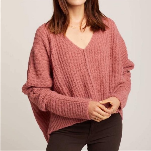 NWT-Free People Boho Yummy Moonbeam Alpaca V-Neck Sweater- Prairie Pink
Size S - Picture 12 of 13